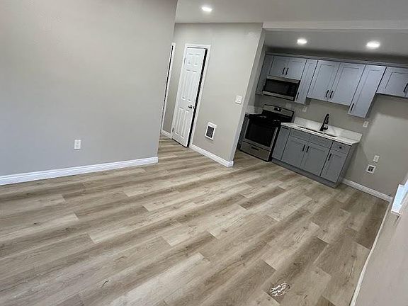 3rd image of 1451 W Holt Ave APT 8