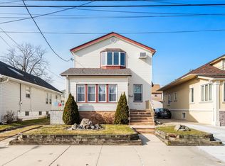 16240 99th St, Howard Beach, NY 11414