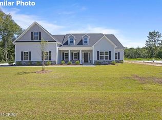 825 Colchester Reef Run, Sneads Ferry, NC 28460