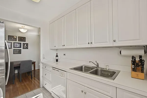 Sold by Compass | media 8