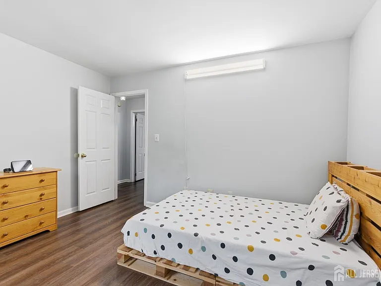 2804 Cricket Cir — Photo 21