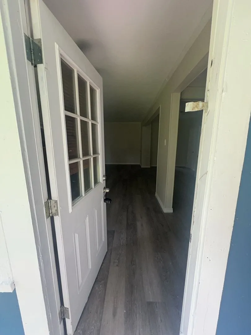 310 N Rock Island St — Photo 2