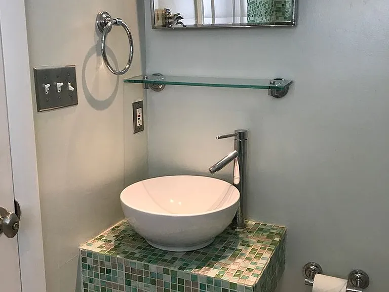 1425 Hopkins St NW #201 — Photo 10