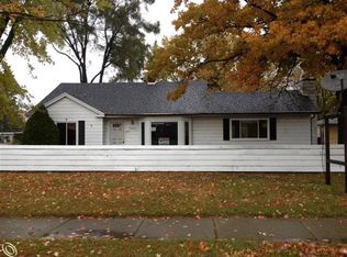 24572 Goddard Rd, Taylor, MI 48180