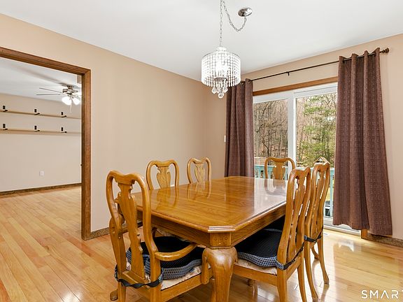 3rd image of 16 Lasky Road