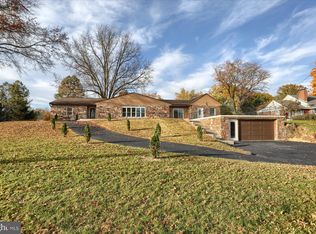 4108 McIntosh Rd, Harrisburg, PA 17112