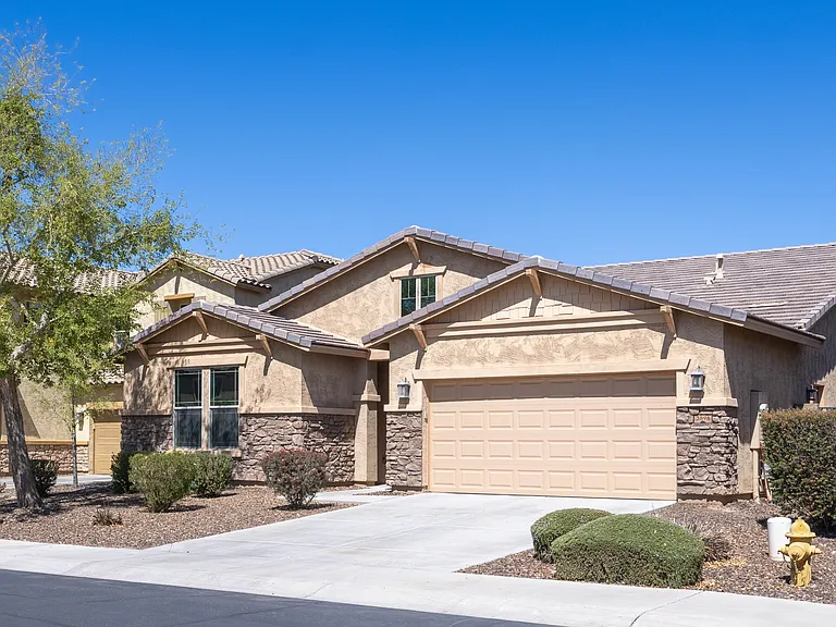3896 E Alfalfa Dr — Photo 4