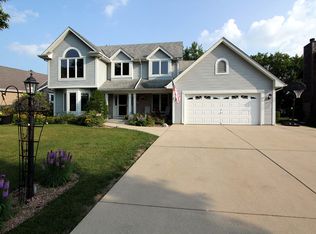 4171 W Carpenter Ave, Greenfield, WI 53221