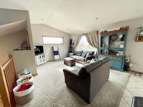4th image of 1596 35th Ave S
