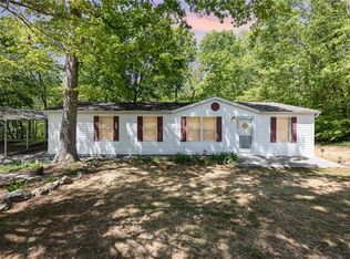 160 Lake Dr #10, Lexington, NC 27295