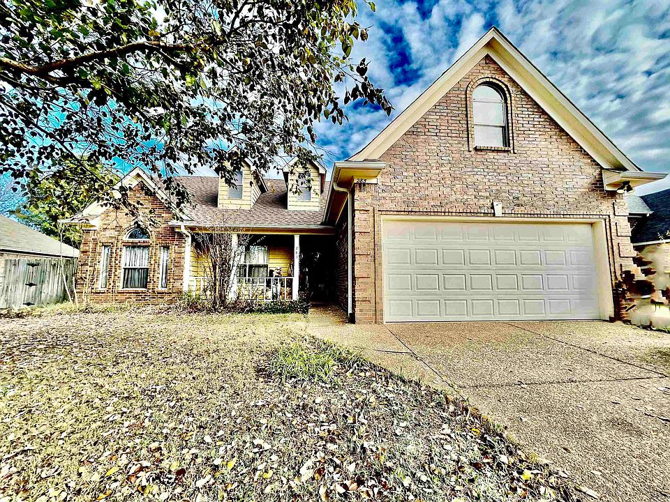 1st image of 285 Green Valley Dr