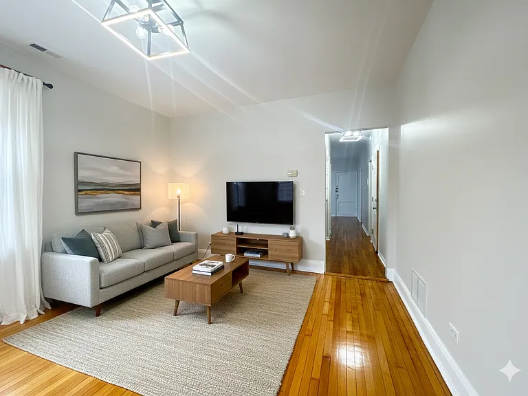 1041 N Hermitage Ave #3W — Photo 7