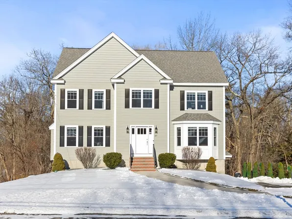 224 Winn St, Burlington, MA 01803