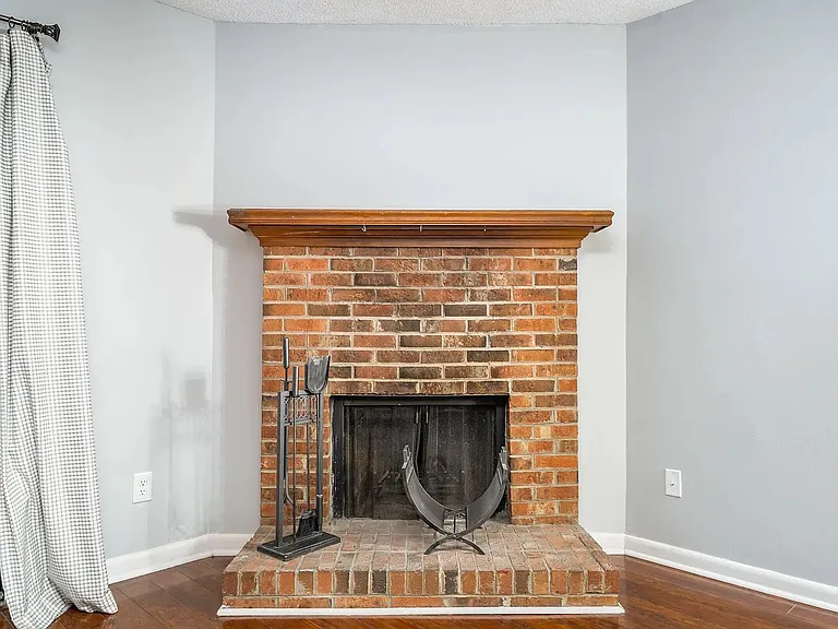 7320 Sandy Creek Dr — Photo 7