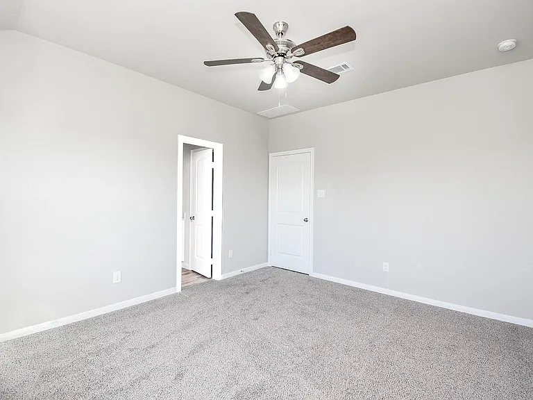 544 Buckskin Dr — Photo 35