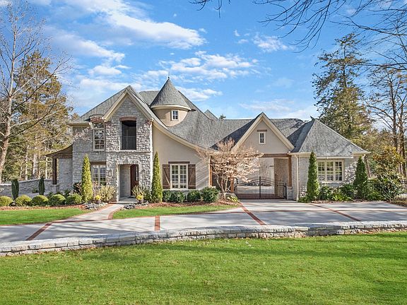 3rd image of 264 Stratton Ct