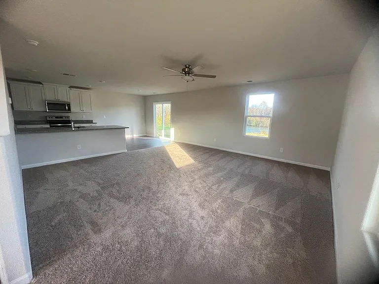 107 Coles Hill Rd — Photo 2