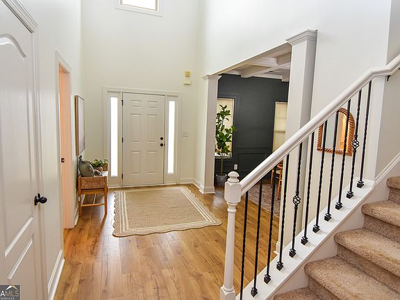 5th image of 383 Walden Pond Way