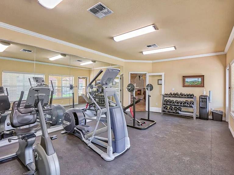 Stone Creek Ranch Apartments — Photo 16