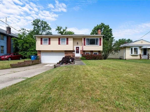 1004 Center Rd, Eastlake, OH 44095