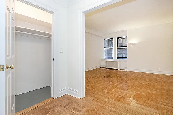 Rented by Rita S Citrin, LREB | media 4