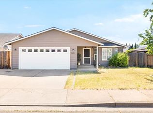 2684 Cummings Ln, Medford, OR 97501