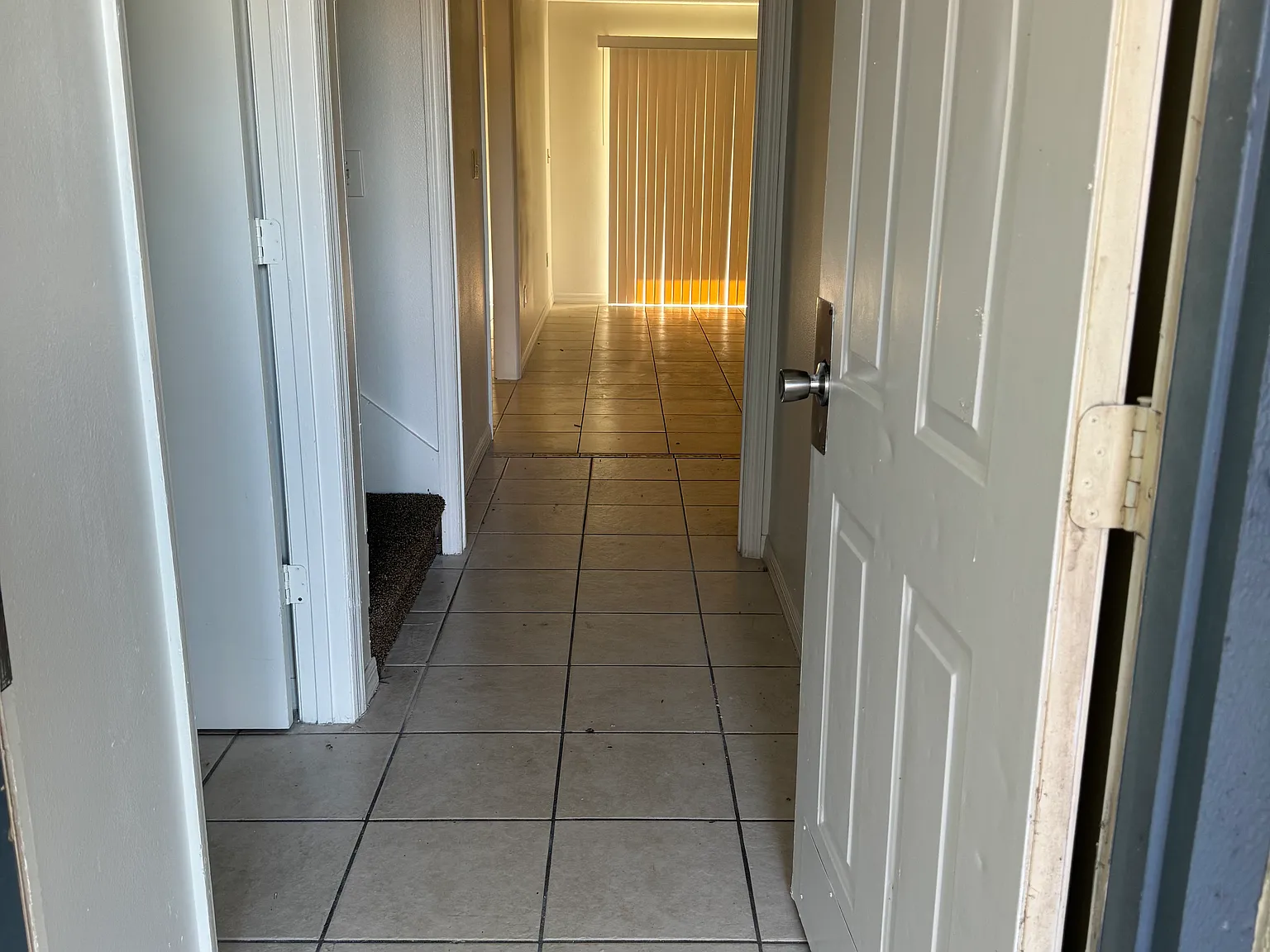 3220 W Oak St — Photo 2