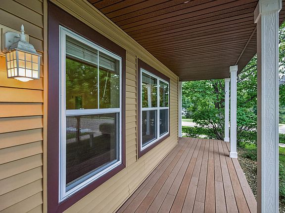 2nd image of 1548 Legacy Pkwy E
