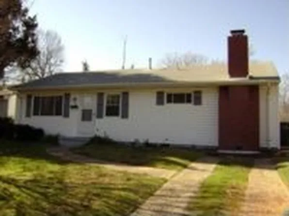 5228 Silvey Dr, Norfolk, VA 23502