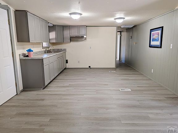 5th image of 243 E George Dr