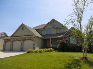 10061 Centennial Rd, La Vista, NE 68128