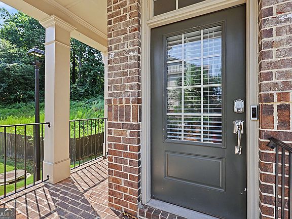 3rd image of 385 Provenance Dr