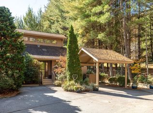 604 Spanish Oak Ln, Hendersonville, NC 28791