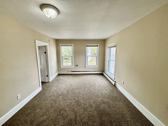 5th image of 1001 3rd St S Unit 2