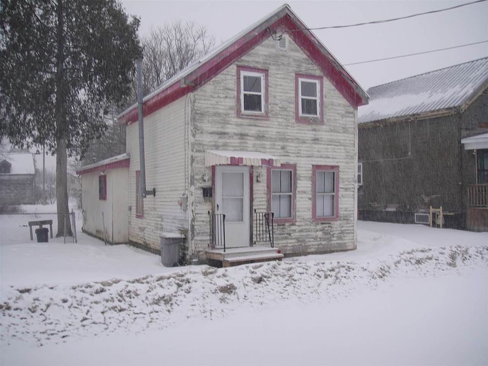 1st image of 922 Congress St