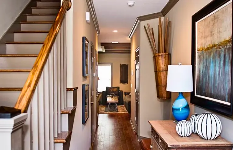 210 W Cranford Ave #B8 — Photo 1