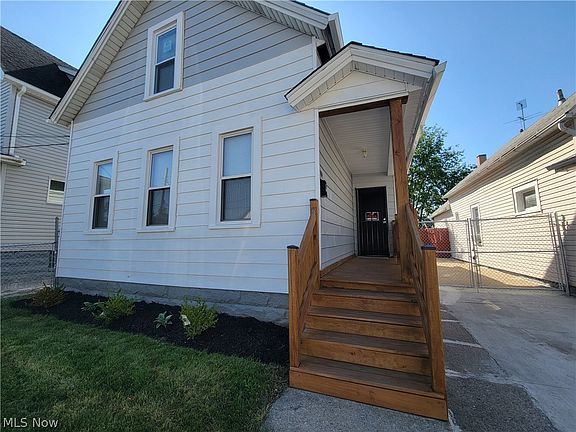 4th image of 3594 W 60th St
