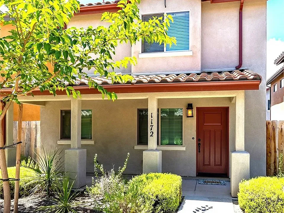 1172 Velarde Cir