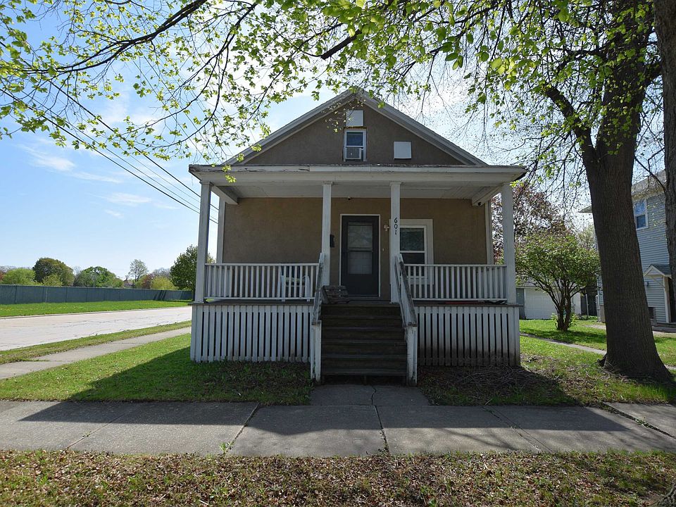 1st image of 601 S Norwood Ave