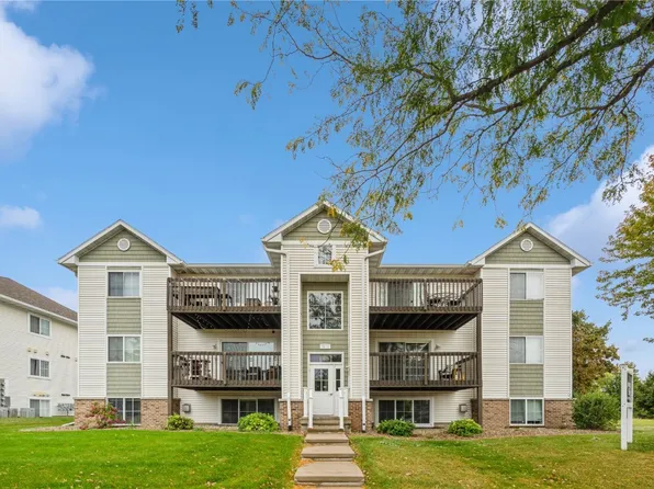 6410 Creekside Dr NE Unit 1, Cedar Rapids, IA 52402