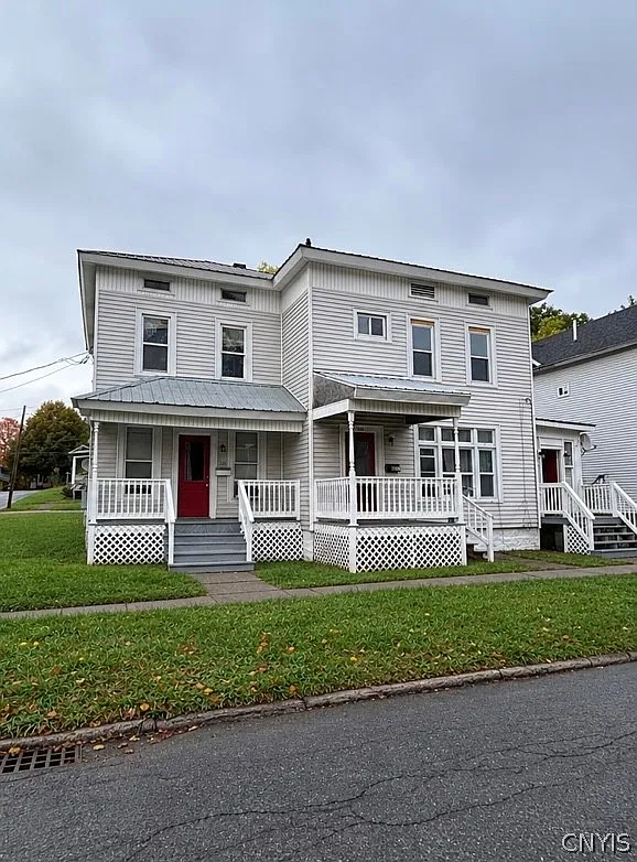 1 bed, 1.0 bath, 800 sqft, $1,200 — Photo 1