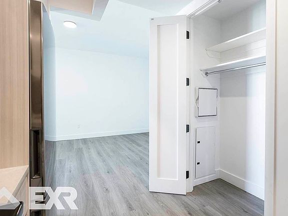 4th image of 210 Clarkson Ave #617