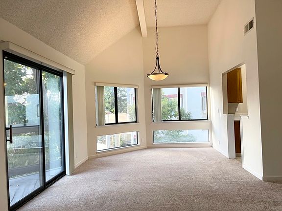 5th image of 544 Shorebird Cir Unit 25204
