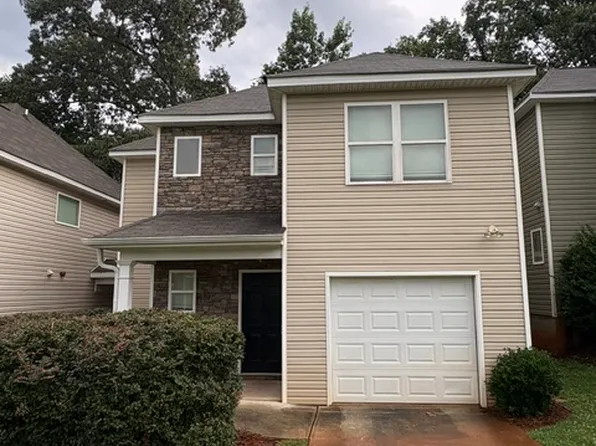 661 Carlton Pointe Dr, Palmetto, GA
