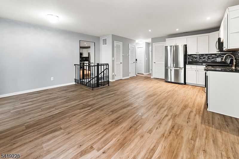 20 Augusta Dr, Unit 5