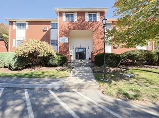3 Dailey St APT J, Attleboro, MA 02703