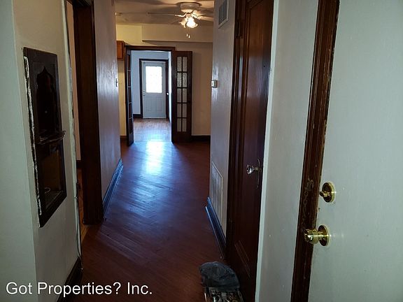 2nd image of 3712 Winnebago St #A