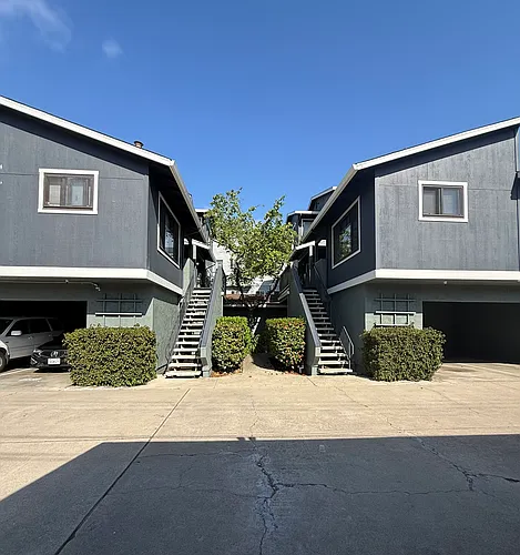 Los Arboles Apartments Photo 1