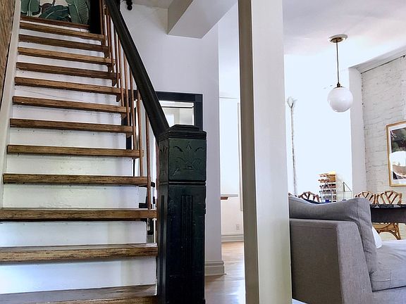 5th image of 2442 W Lexington St #0