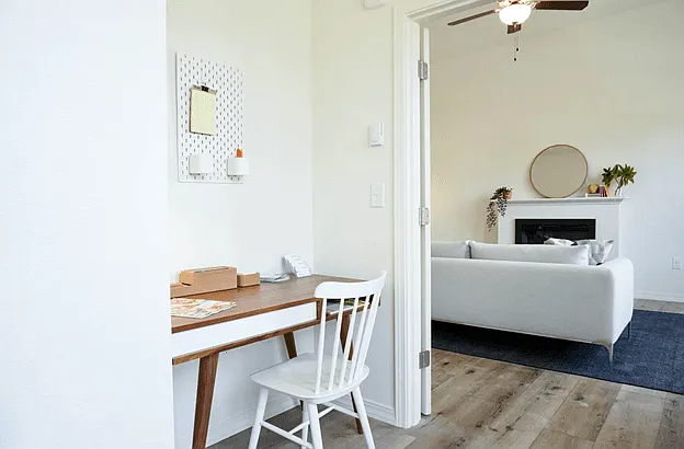 Clark Apartments — Photo 9
